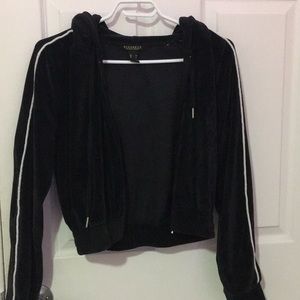 Black Cropped Zip Up Hoodie